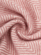 Plaid en laine avec motif à chevrons et franges Tyrol, larg. 140 x long. 200 cm