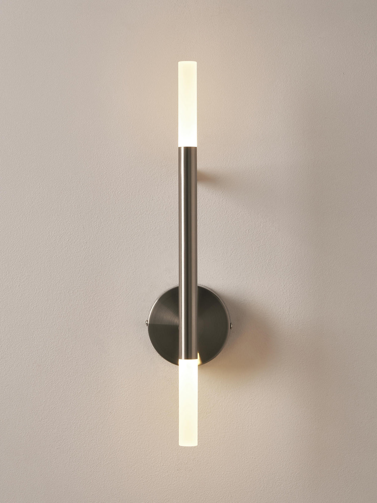 Grande applique murale LED Gratia, larg. 10 x long. 45 cm