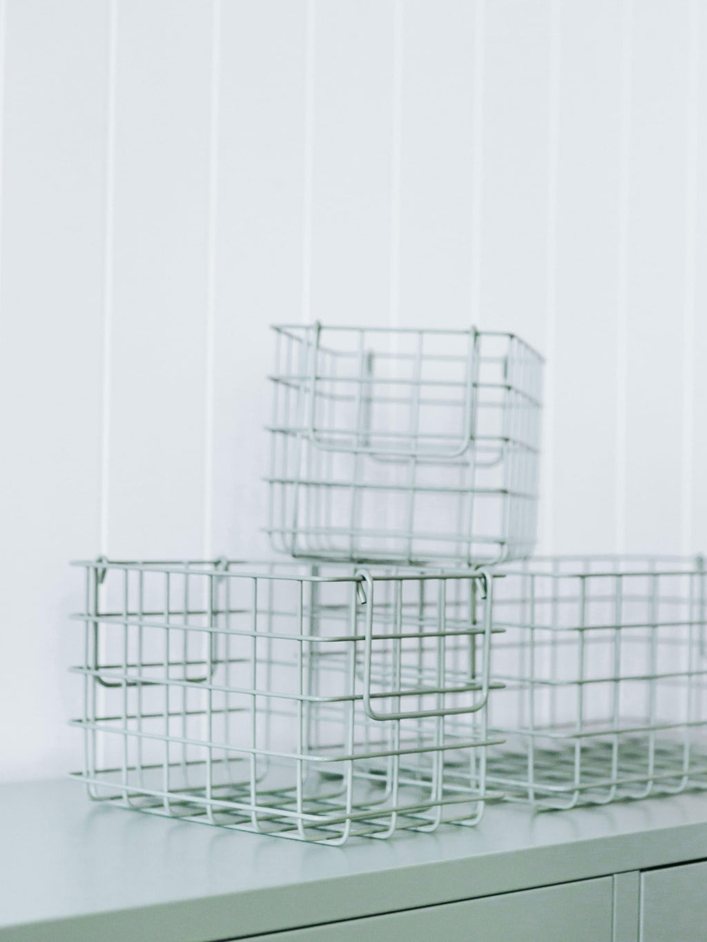 Bacs de rangement en métal The Baskets, 3 pièces, Différentes tailles