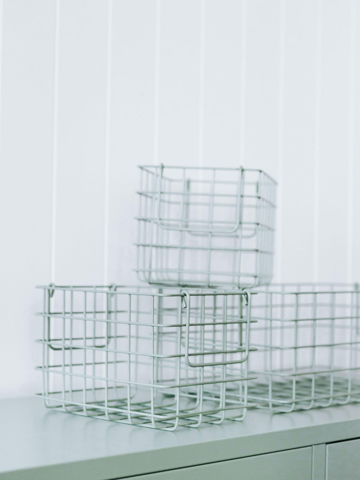 Bacs de rangement en métal The Baskets, 3 pièces, Différentes tailles